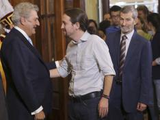 Pablo Iglesias y el ex Jemad en el Congreso