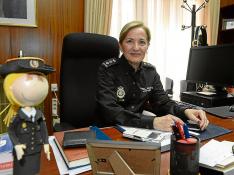 María Jesús Bustos, en su despacho de comisaria jefe de la Policía Nacional de Teruel.