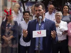 El secretario general del PSOE de Castilla y León, Luis Tudanca, durante su intervención en un acto electoral reciente.