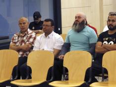 Varios de los acusados, durante la sesión del juicio este lunes en la Audiencia Nacional.