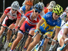 Una imagen de una prueba de ciclismo femenino
