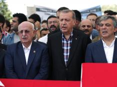 Erdogan insta a la gente a ocupar las plazas toda la semana que viene