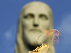 La antorcha olímpica comienza el último trayecto en el famoso Cristo de Corcovado