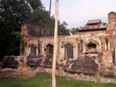 Un templo queda devastado tras el terremoto este miércoles en Seik Phyu,Birmania