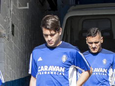 Razvan Popa, junto a Marcelo Silva antes del entrenamiento del pasado viernes en La Romareda.