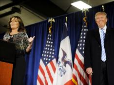 Sarah Palin junto a Trump