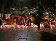 Homenaje a las víctimas de los atentados en París