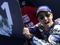 Lorenzo se despide de Yamaha con una victoria
