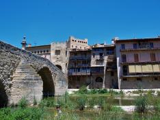 Valderrobres, en la comarca del l Matarraña, es uno de los pueblos que son perfectos para visitar.