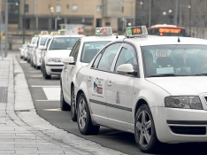 Los taxistas de Zaragoza se manifestarán el 30 de mayo