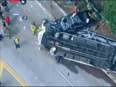 Al menos un muerto y 20 heridos en un accidente de autobús en Estados Unidos
