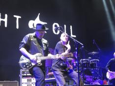 Midnight Oil resurge como ave fénix en el tercer día del festival de Ostrava