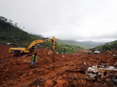 Mueren más de cien niños por una avalancha de tierra en Sierra Leona