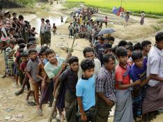 Ascienden a 509.000 los rohinyás que han llegado a Bangladesh huyendo de Birmania
