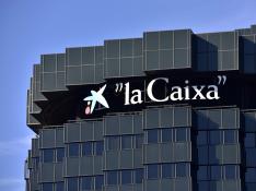 Imagen de archivo de la sede central de Caixabank, en Barcelona.