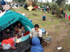 Lesbos bloquea la descarga de 50 contenedores para los refugiados