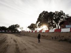 La alcaldesa Tania Solans recorre el circuito de autocross de Esplús, que en días de carrera llega a albergar 3.000 espectadores.