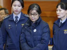 Un tribunal surcoreano condena a 20 años de cárcel a la 'Rasputina'