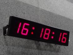 Los relojes digitales en España y otros 24 países se retrasan seis minutos por la disputa entre Serbia y Kosovo