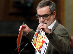 Rechazo de PP, PSOE, C's a tramitar la despenalización de las injurias a la Corona tras un bronco debate