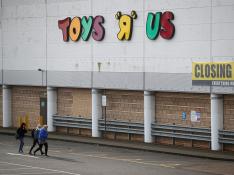 Toys 'R' Us cerrará todas sus tiendas de Reino Unido al no encontrar un comprador