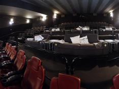 Ikea transforma los cines de Puerto Venecia en un salón de casa