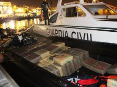 Interceptada una 'narcolancha' con 4.121 kilos de hachís tras horas de persecución