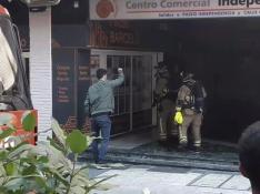 Un incendio en un restaurante obliga a desalojar el Centro Independencia