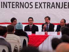 Llegan a España 31 presos que cumplían condena en Perú