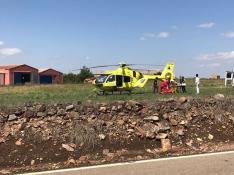El helicóptero del 112 la trasladó desde la localidad cercana de Used al Hospital Miguel Servet de Zaragoza.