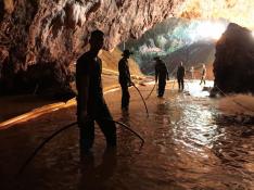 Comienza el rescate de los 13 atrapados en la cueva de Tailandia