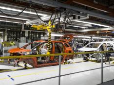 Trabajos en las líneas de montaje de la planta de Opel Figueruelas en 2017