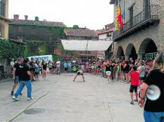 Cabra de Mora estrena un divertido concurso de lanzamiento de alpargata
