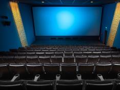 Cultura baraja revisar la bajada del IVA al cine si no repercute en el precio de las entradas