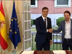 Pedro Sánchez y Pablo Iglesias firman el acuerdo para los presupuestos