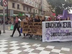 Varios cientos de estudiantes se manifiestan en Zaragoza contra el machismo en las aulas
