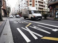 El carril bus taxi de la avenida de Madrid tiene una longitud de 1.400 metros.