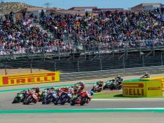 Salida de la carrera de Superbikes en Motorland en la edición de 2018
