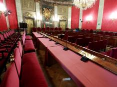 Asientos donde se sentarán los acusados en el juicio que empieza este martes en Madrid.