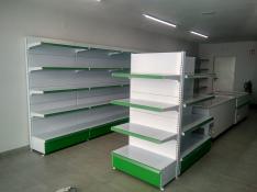 El supermercado de San Esteban de Litera ya tiene todo el equipamiento listo.