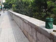 Abandonan una urna funeraria junto al río Huerva, en pleno centro de Zaragoza