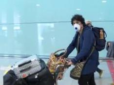 Decenas de mascarillas en los aeropuertos españoles