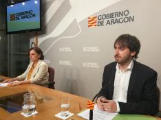 Adrián Gimeno, a la derecha, en la rueda de prensa celebrada este miércoles.