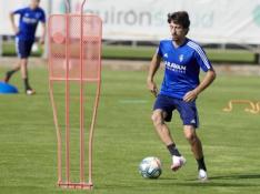 Julian Delmás en el entrenamiento de este viernes del Real Zaragoza