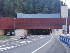 Foto de archivo del túnel de Somport, donde se permite el movimiento de tráfico entre los dos países pese al confinamiento de Aragón.