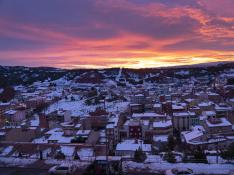 Paisajes nevados. Amanecer en Teruel cubierto de nieve