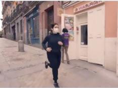 Ayuso se promociona corriendo en un vídeo en sus redes sociales