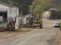 Obras de pavimentación en Caspe, en marcha gracias al plan PLUS de la Diputación de Zaragoza.
