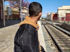 Oussama abandonó con 16 años su ciudad natal, en Marruecos, montado en una patera.