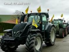 Tractores en Teruel por una PAC "justa y profesional"